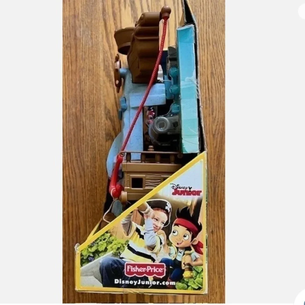 Disney Jake Never Land Pirates Hooks Adventure Rock Play Set 2012 NEW
